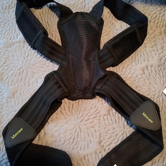 Adjustable Posture Corrector back brace EUC - Picture 8 of 12